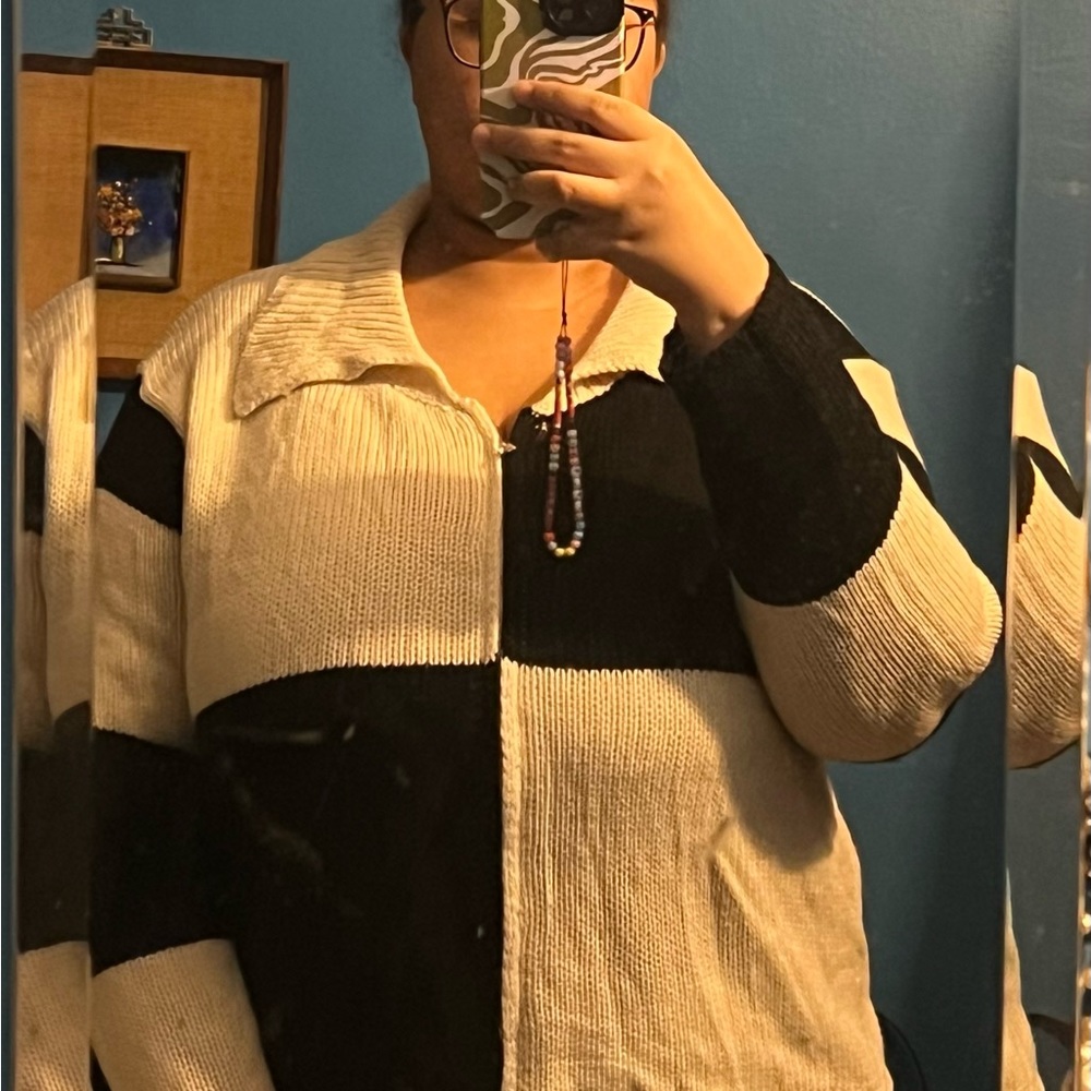 Plus Two Tone Zip Up Cardigan - Picture 2 of 3